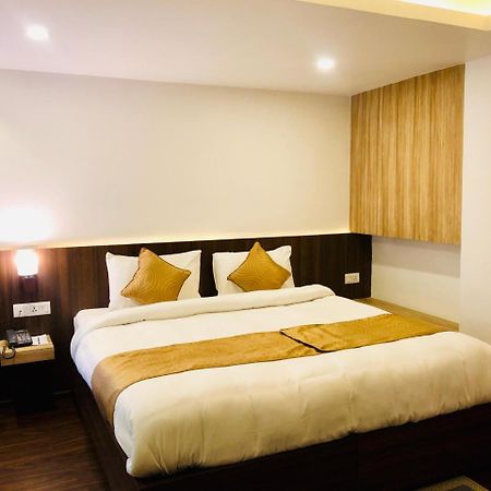The Milestone Hotel Katmandu Eksteriør billede
