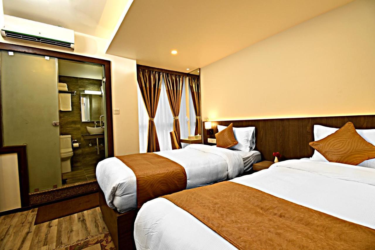 The Milestone Hotel Katmandu Eksteriør billede